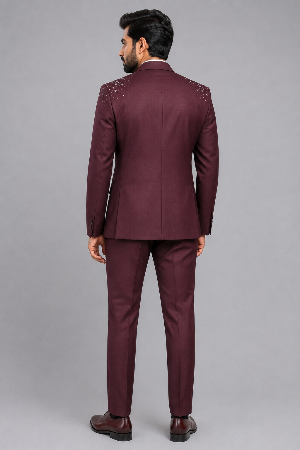 WINE MAROON DOUBLE-BREASTED DESIGNER SUIT - Image 3