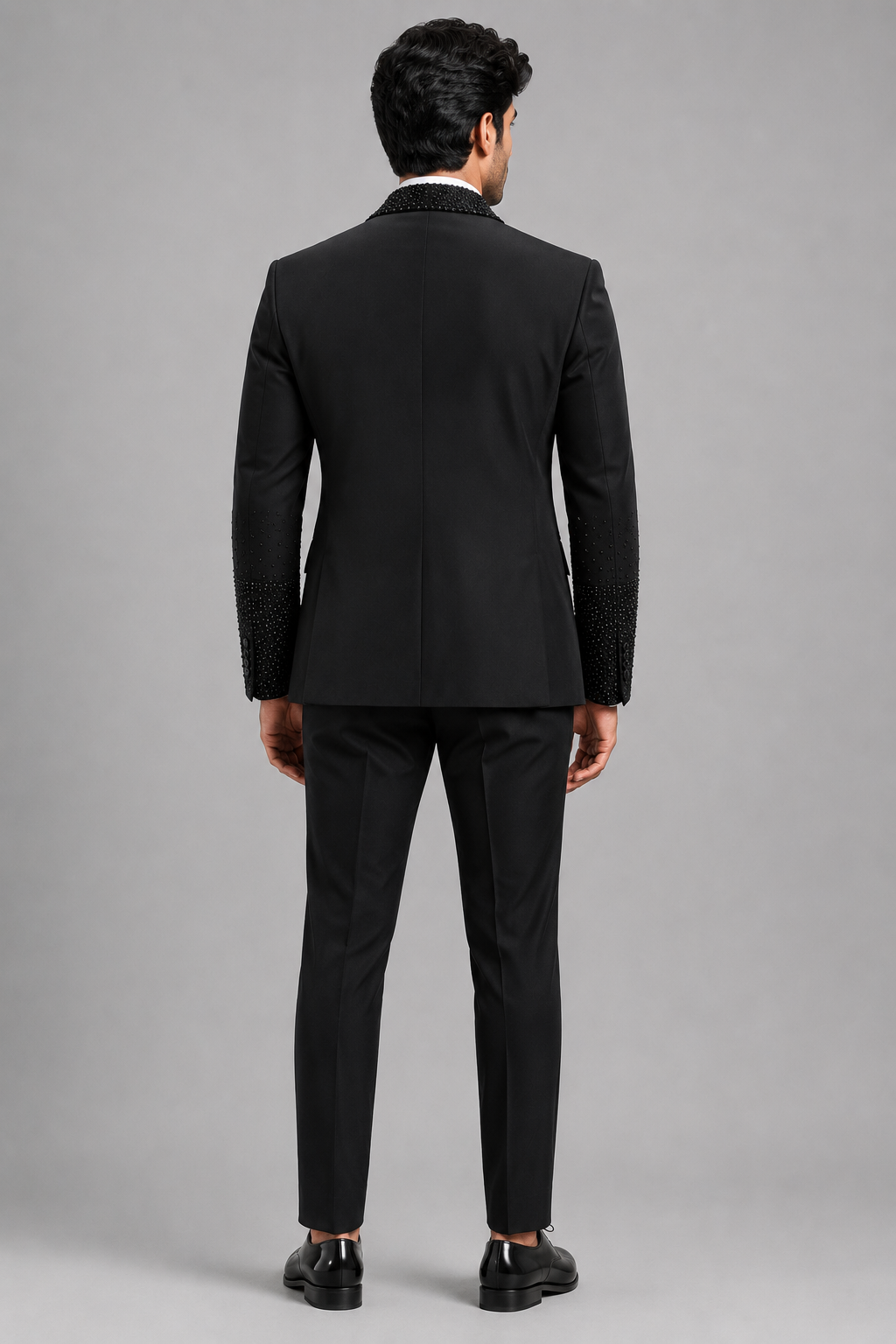 BLACK LAPEL BEADED TUXEDO SUIT - Image 3