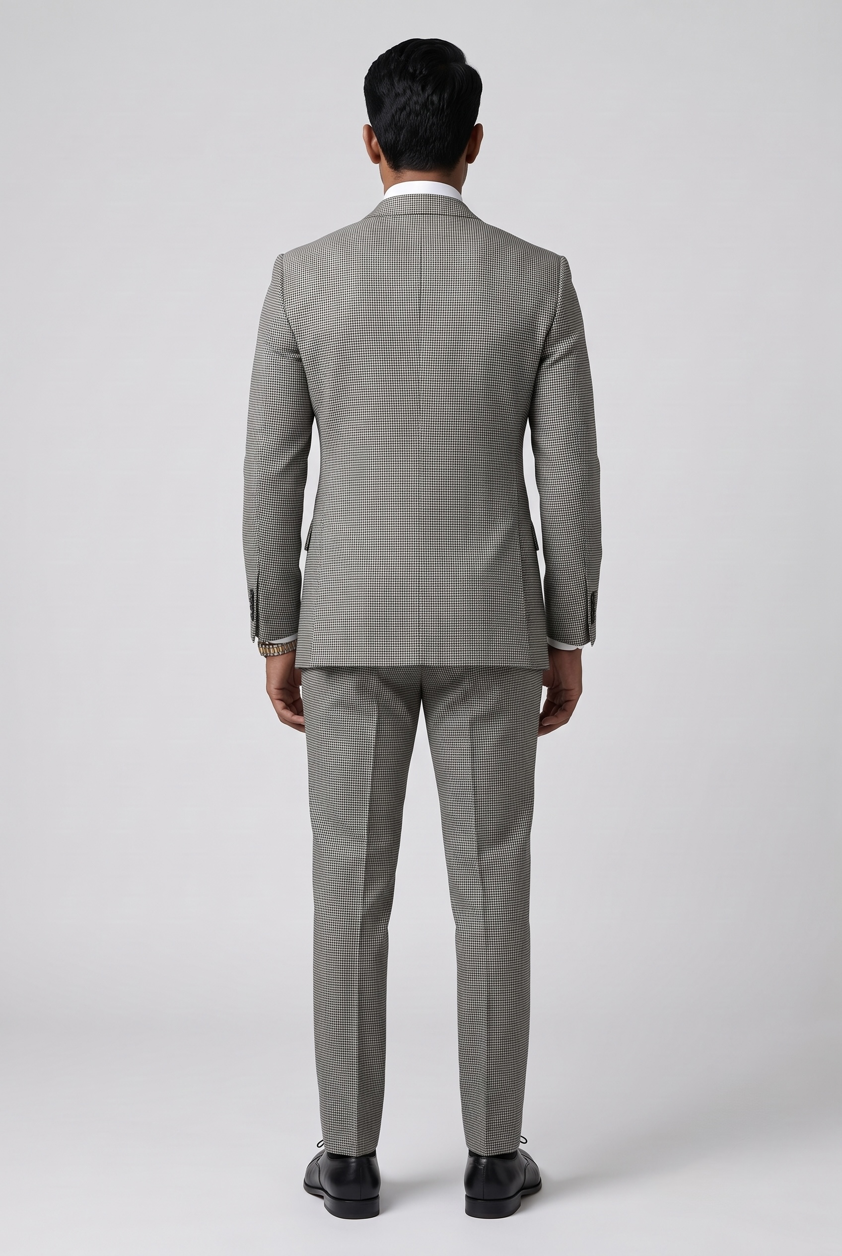 GREY HOUNDSTOOTH BUSINESS SUIT - Image 3
