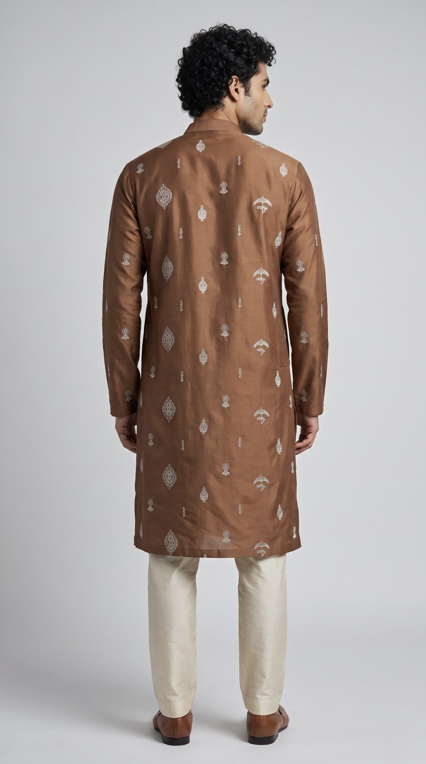 MOCHA BROWN TONAL MOTIF SILK KURTA SET - Image 3
