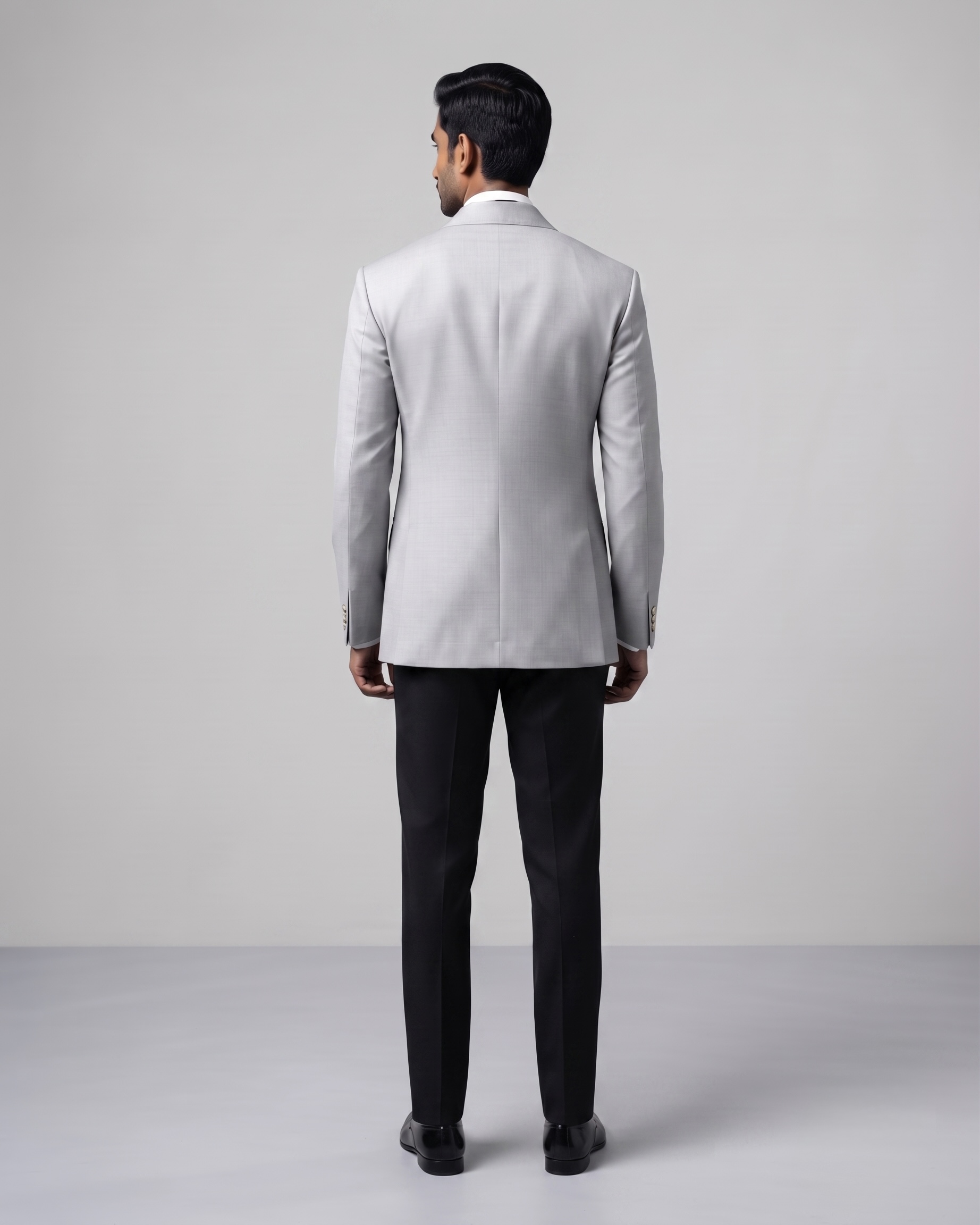 SILVER GREY TUXEDO SUIT - Image 3